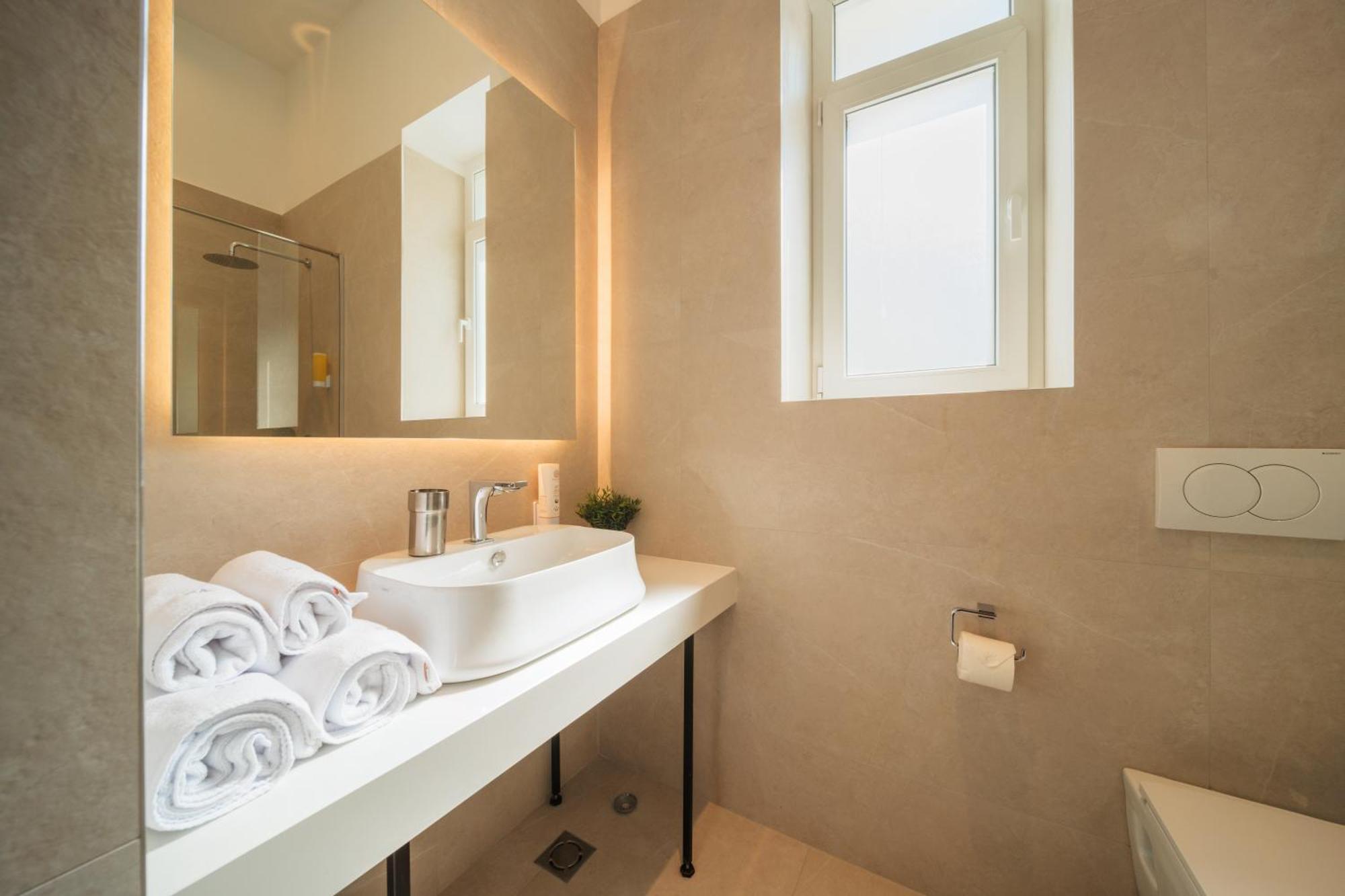 Slavija Fontana Lux Apartments เบลเกรด ภายนอก รูปภาพ